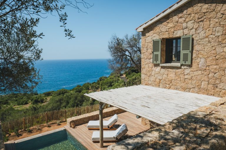 luxury house 6 Rooms for seasonal rent on AJACCIO (20000)