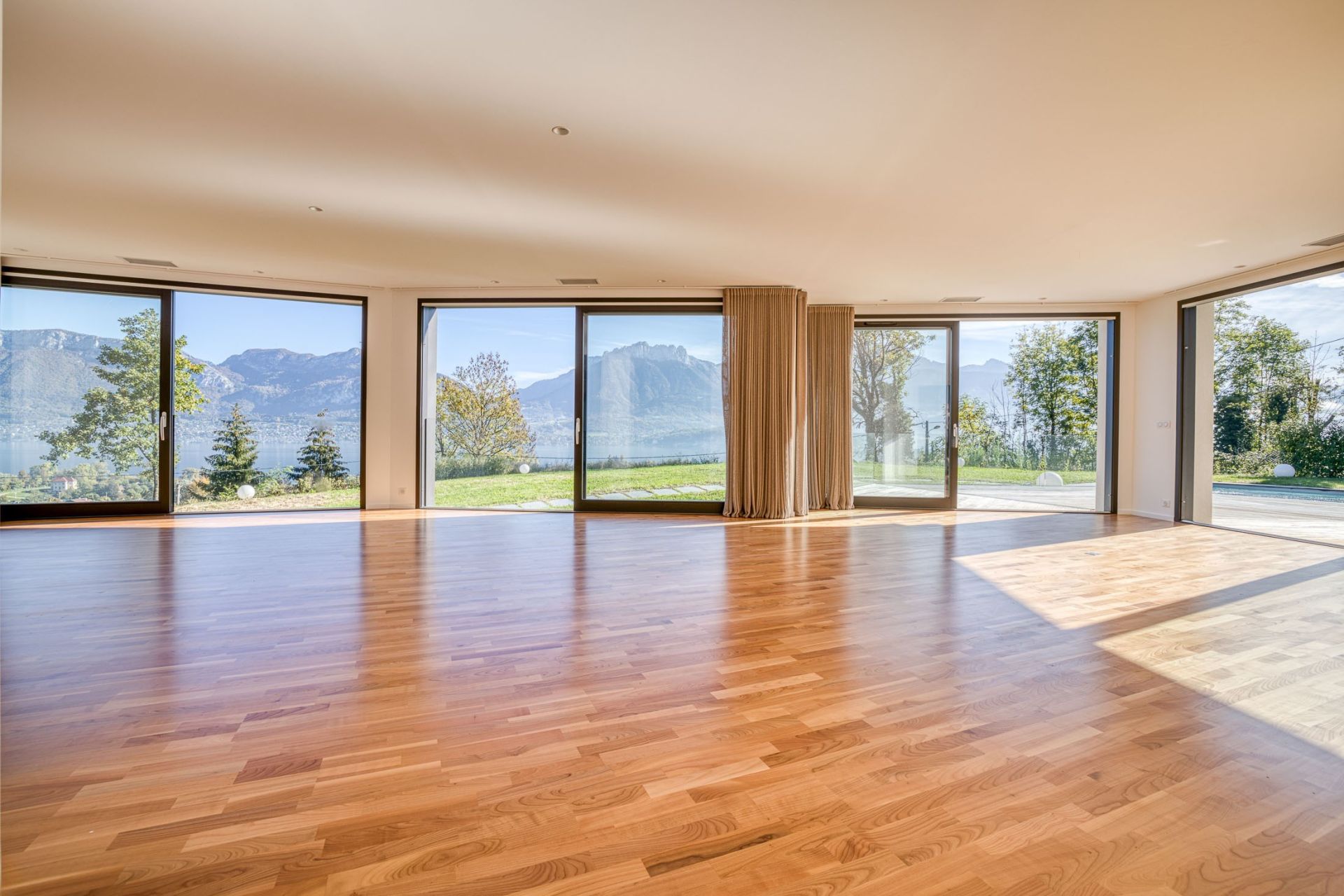 maison de luxe 8 Pièces en vente sur SEVRIER (74320)