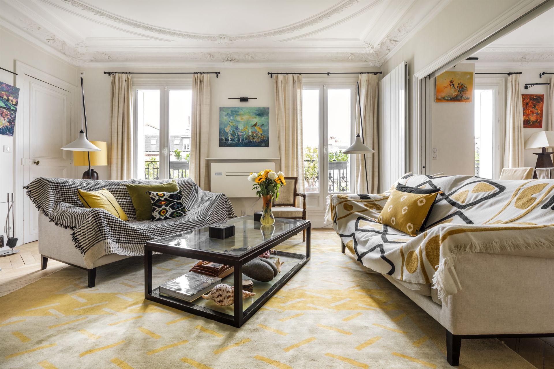 luxury apartment 5 Rooms for seasonal rent on PARIS (75007)