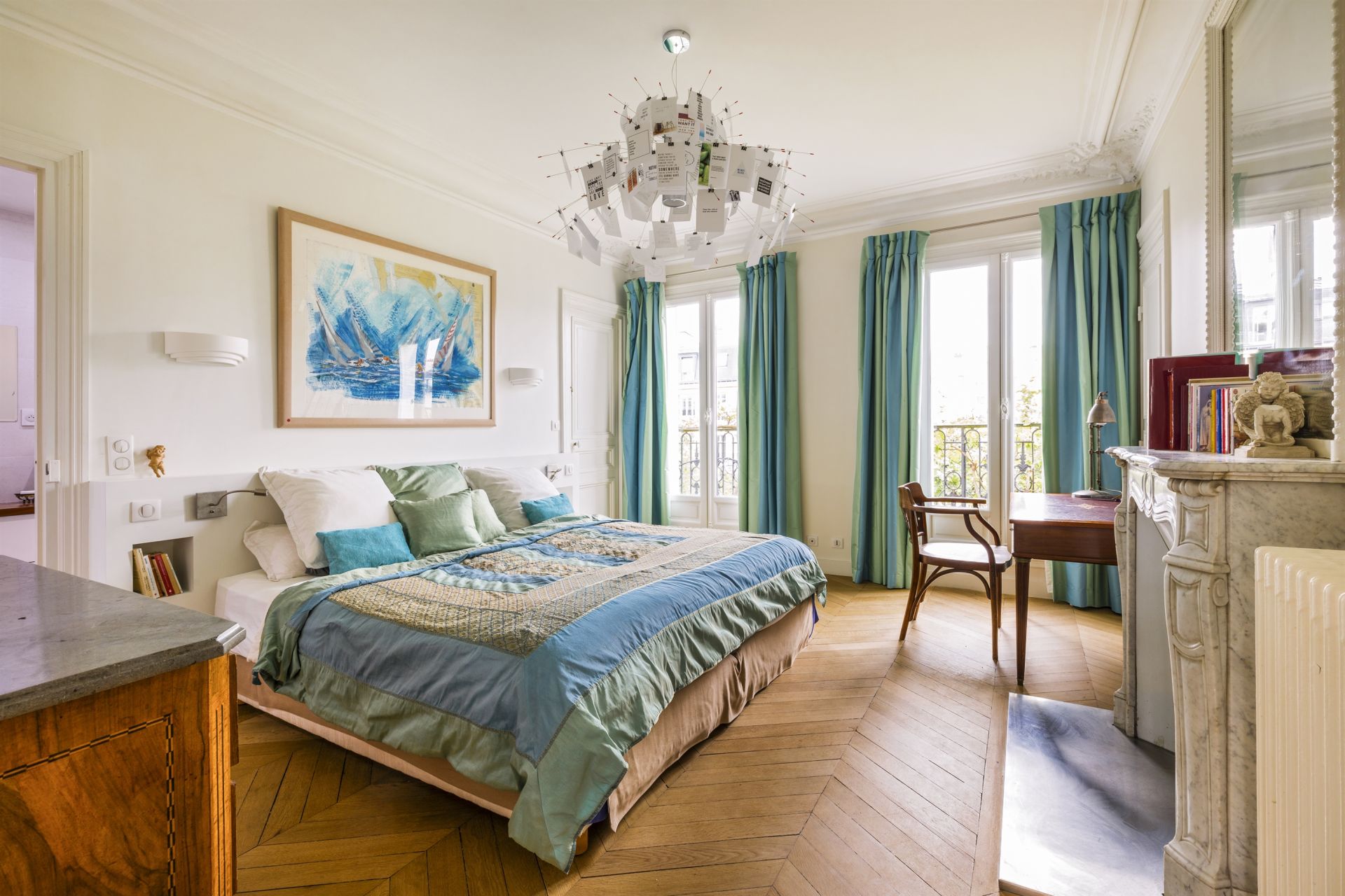 luxury apartment 5 Rooms for seasonal rent on PARIS (75007)