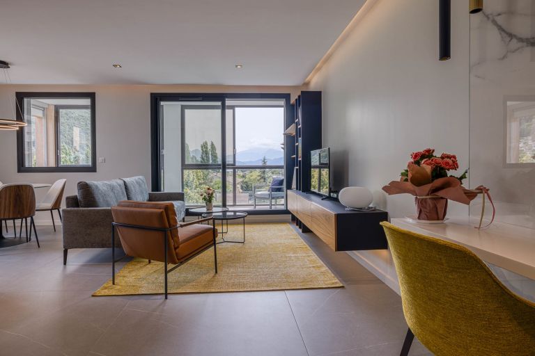 luxury apartment 4 Rooms for sale on ANNECY LE VIEUX (74940)