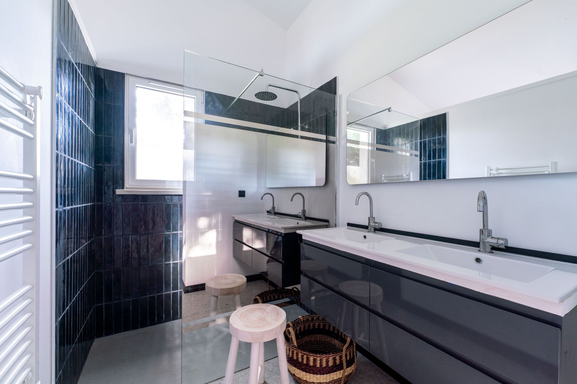 luxury house 5 Rooms for sale on RIVEDOUX PLAGE (17940)