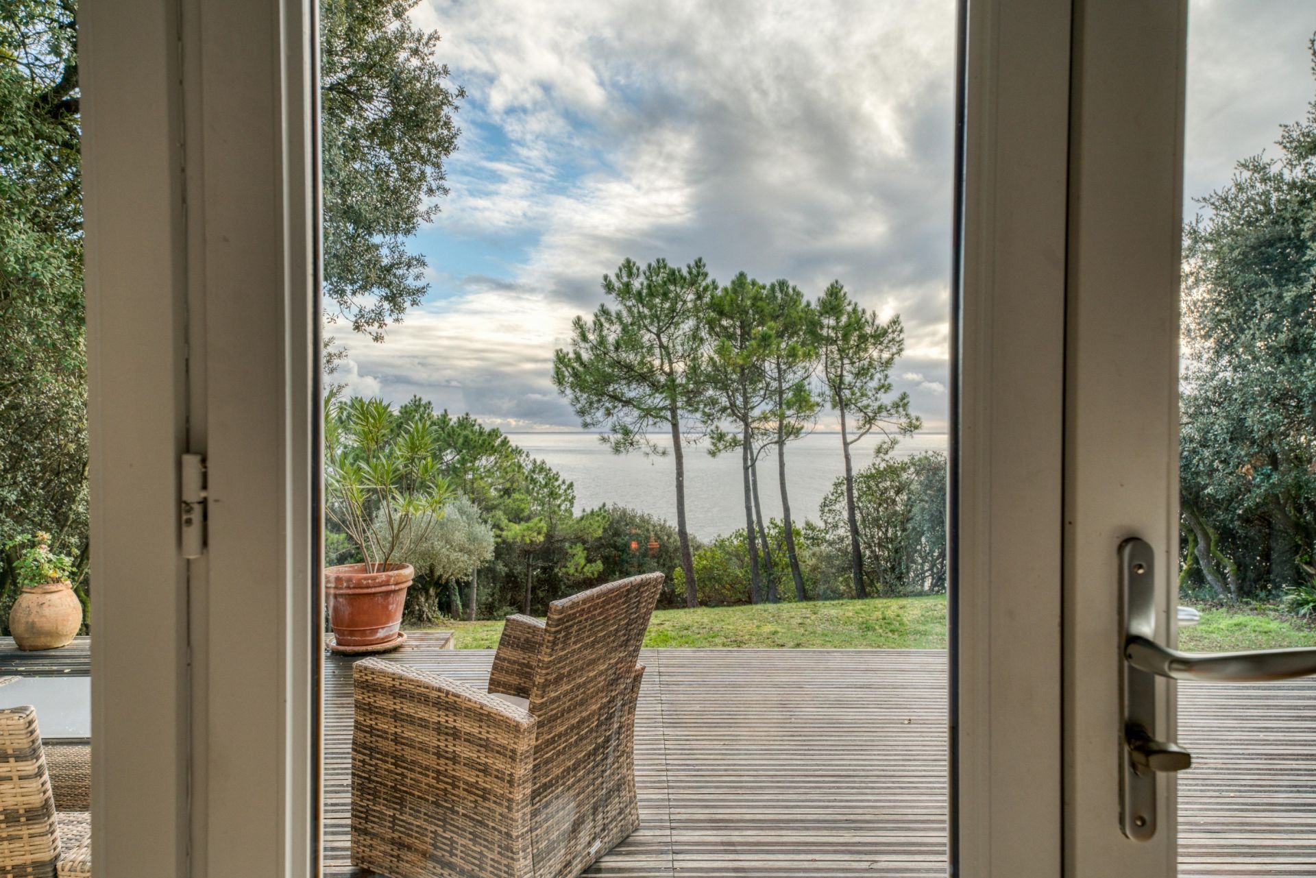 maison de luxe 5 Pièces en vente sur ST GEORGES DE DIDONNE (17110)