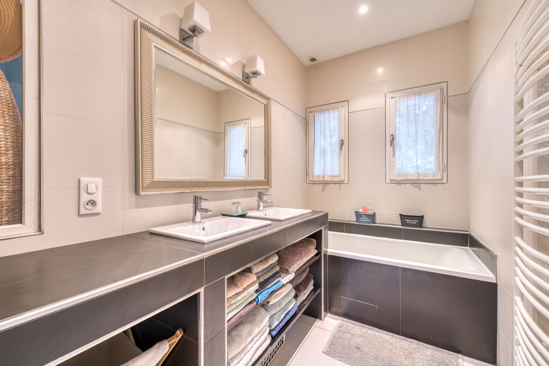 maison de luxe 5 Pièces en vente sur ST GEORGES DE DIDONNE (17110)