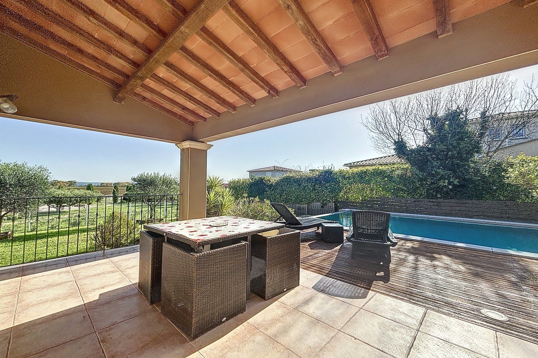 maison de luxe 6 Pièces en vente sur UZES (30700)