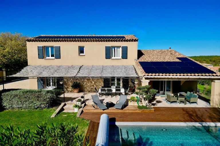 maison de luxe 6 Pièces en vente sur UZES (30700)