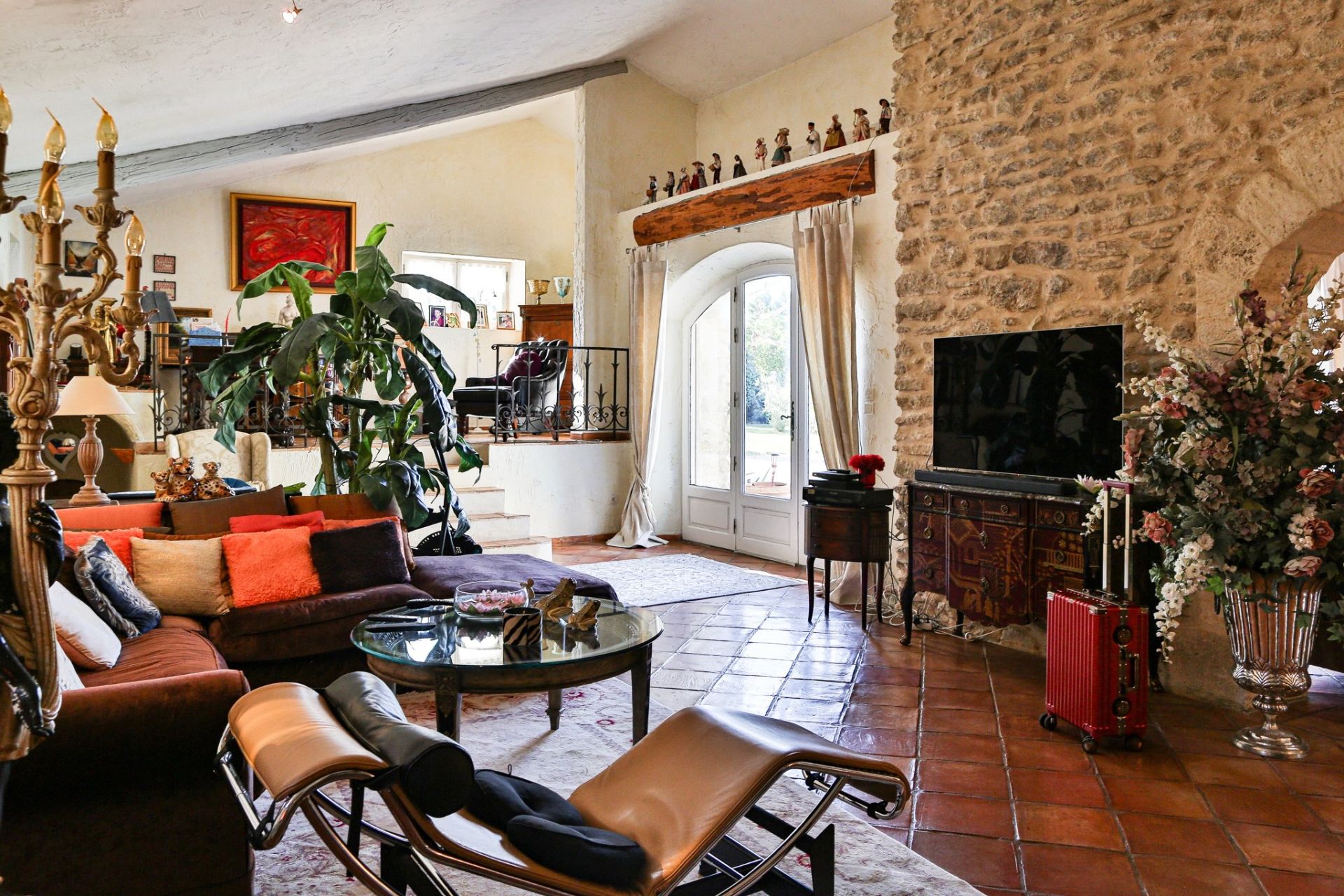 maison de luxe 19 Pièces en vente sur TAILLADES (84300)