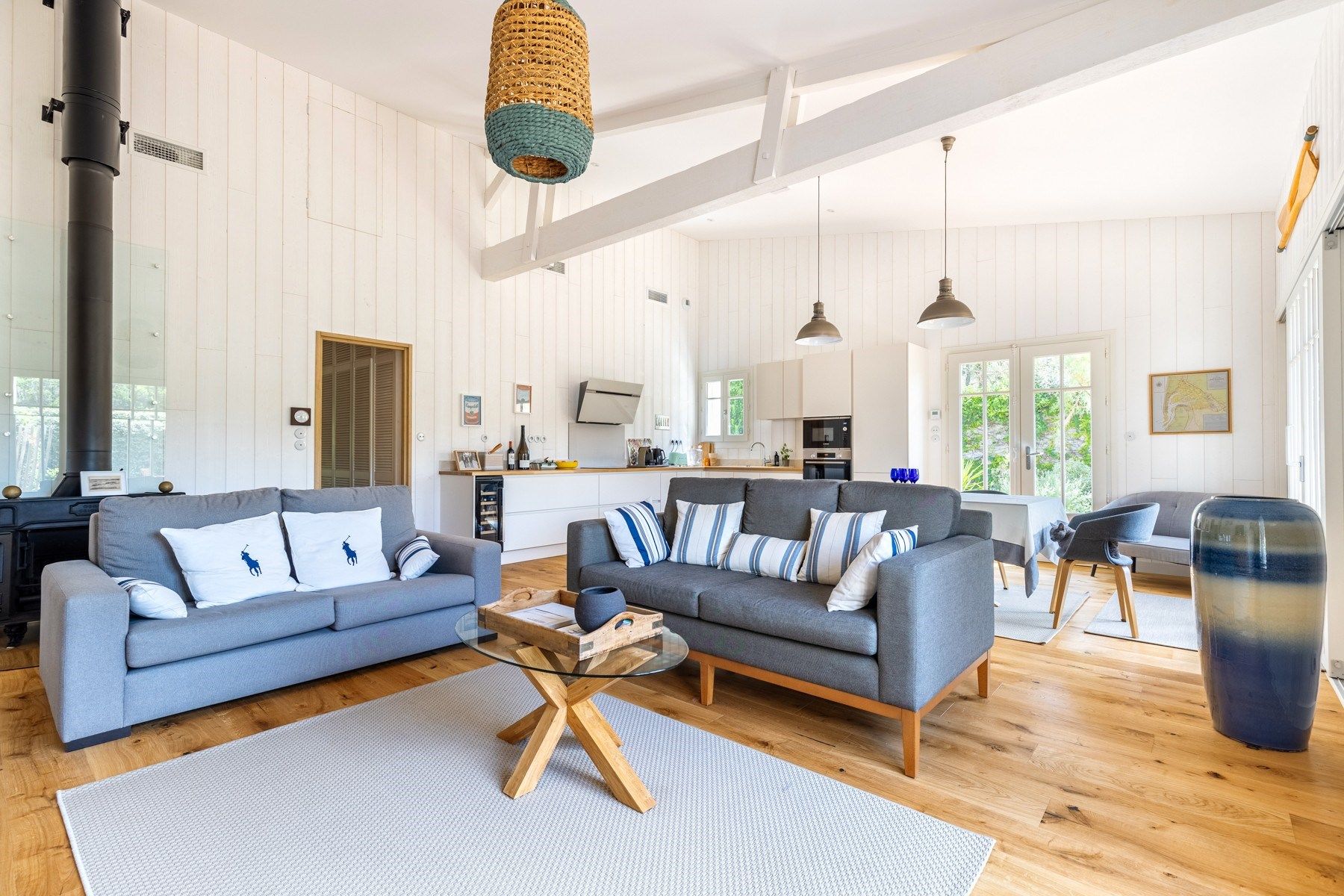 luxury house 5 Rooms for sale on CAP FERRET (33970)