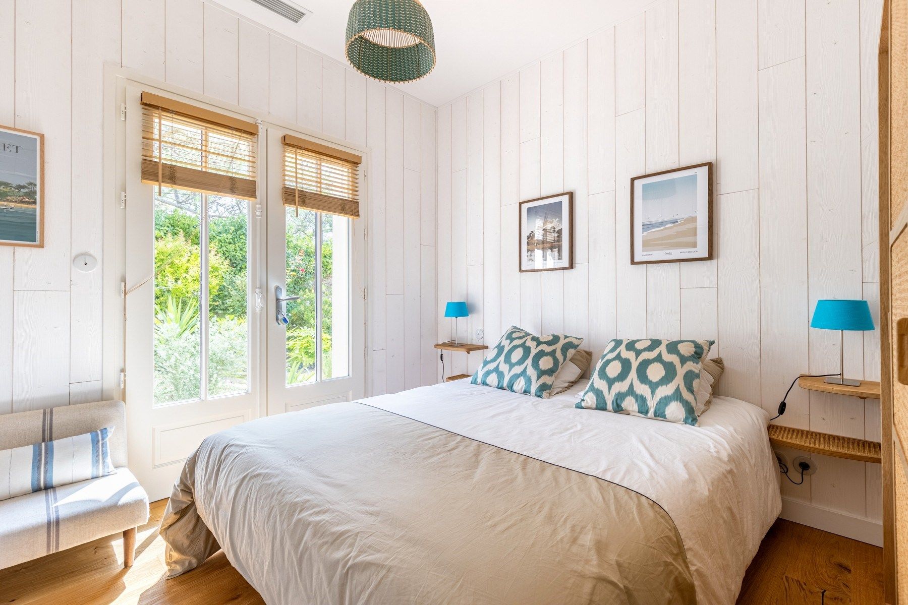 luxury house 5 Rooms for sale on CAP FERRET (33970)