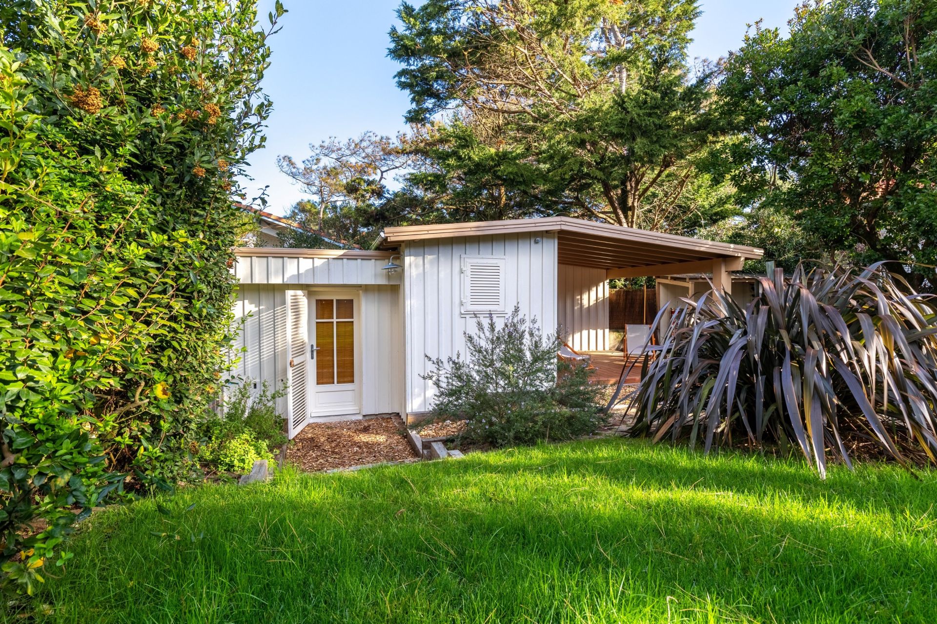 luxury house 5 Rooms for sale on CAP FERRET (33970)