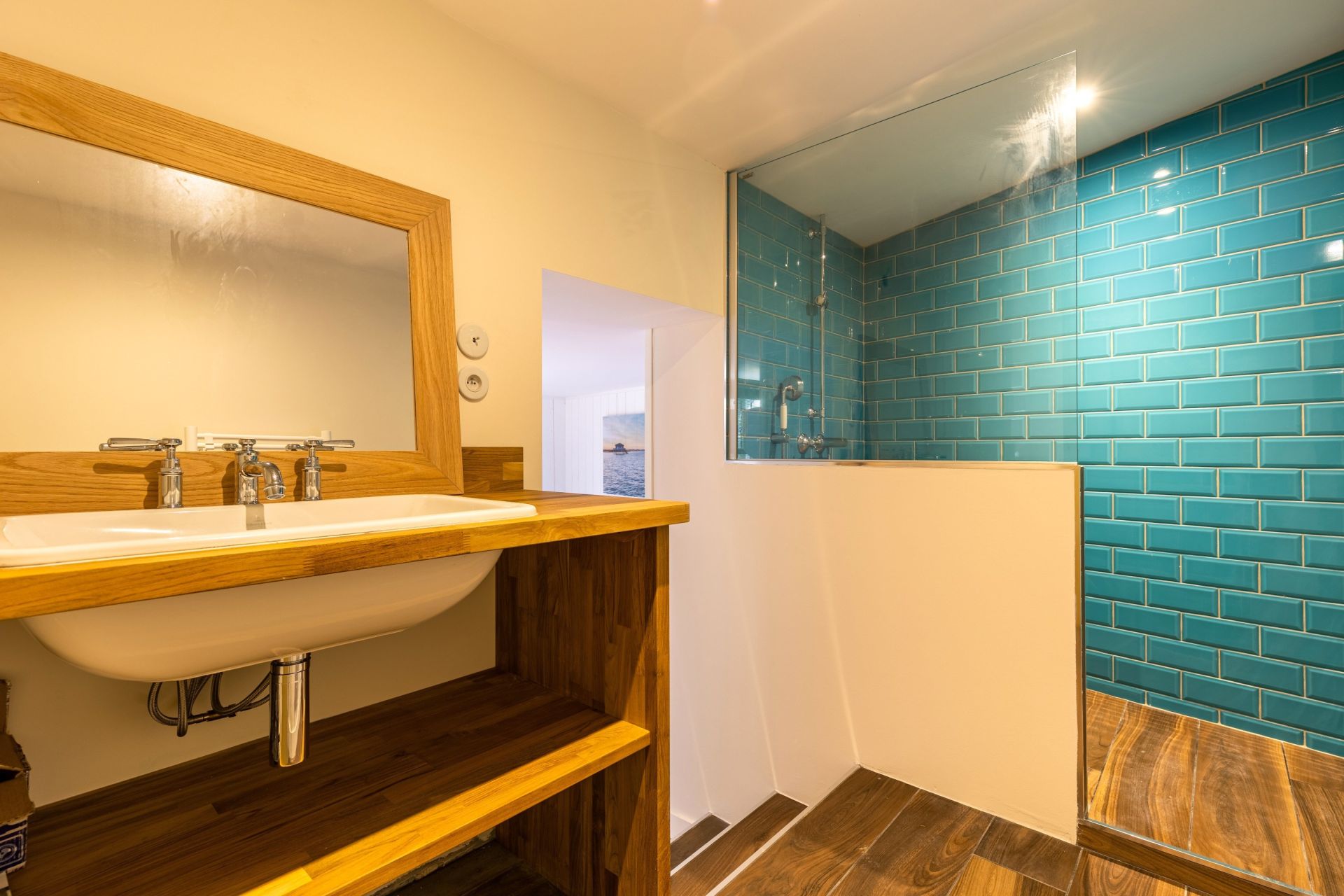 luxury house 5 Rooms for sale on CAP FERRET (33970)