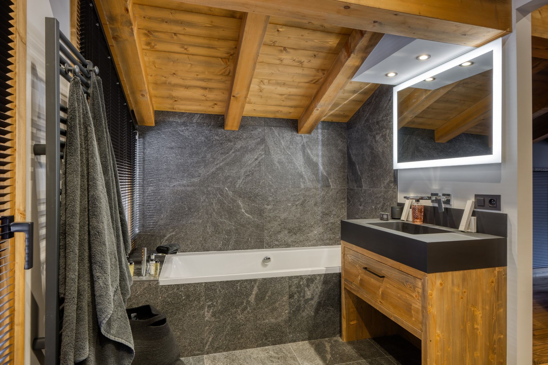 chalet de luxe 8 Pièces en location saisonnière sur MEGEVE (74120)