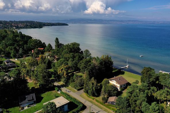 Sale Luxury house Sciez 7 Rooms 220 m²