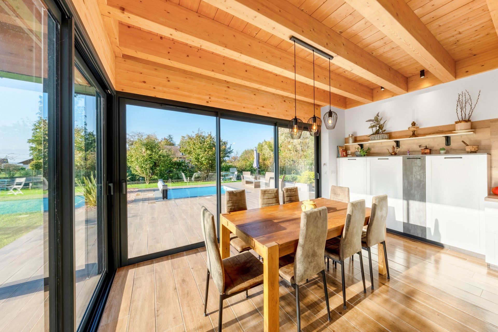 luxury house 14 Rooms for sale on ANTHY SUR LEMAN (74200)