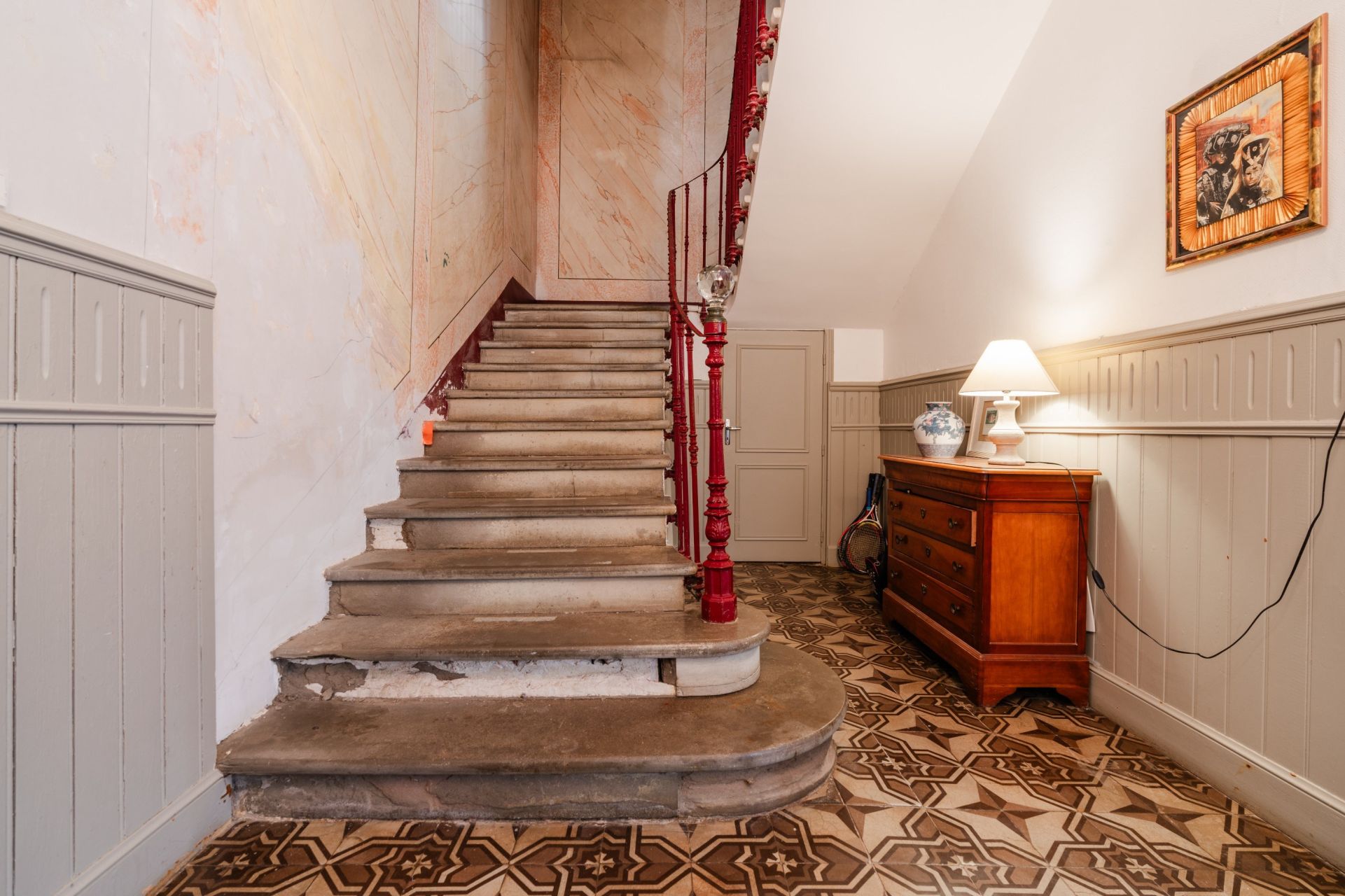 luxury house 9 Rooms for sale on SALLES D AUDE (11110)