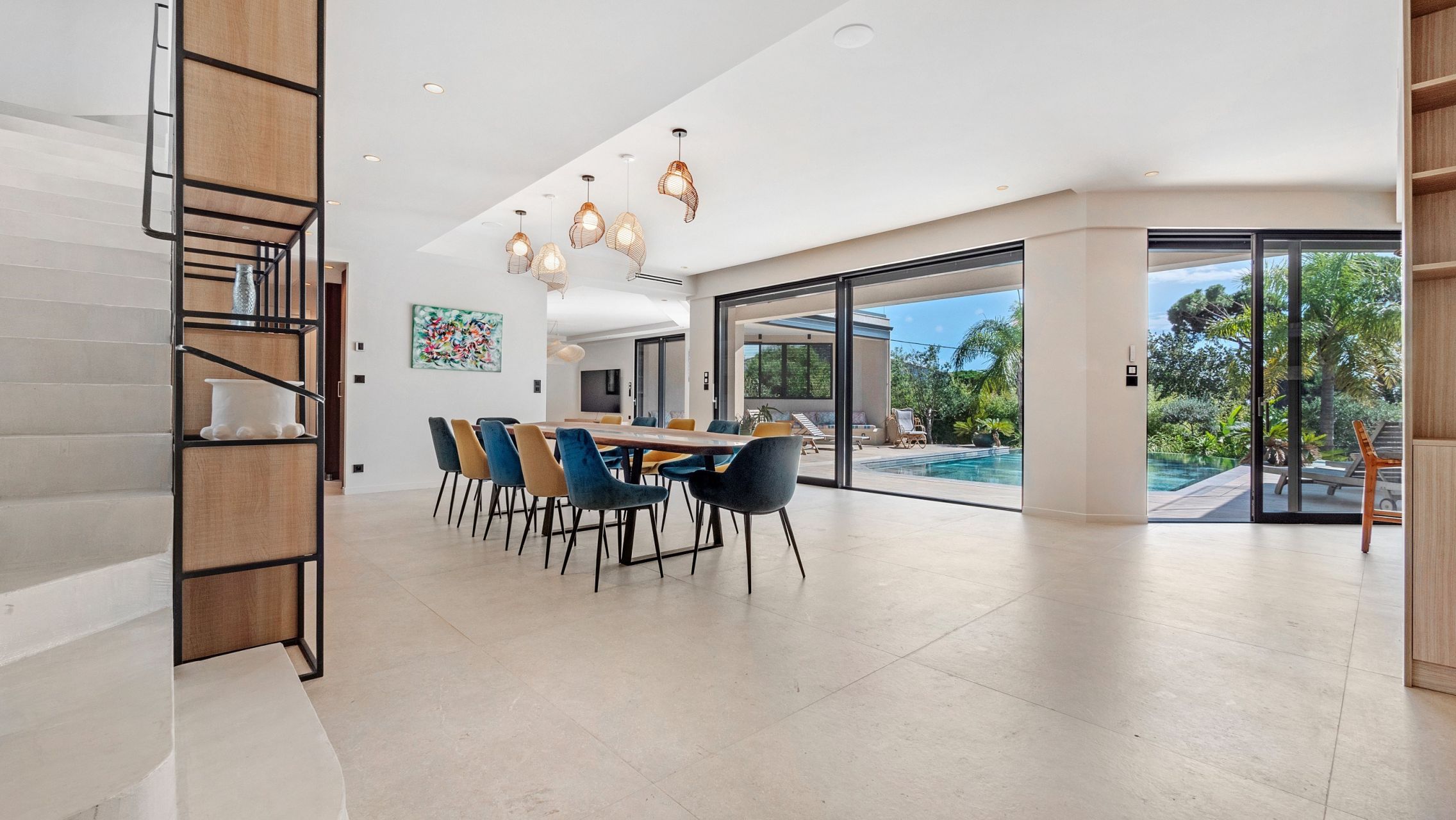 luxury villa 10 Rooms for sale on STE MAXIME (83120)