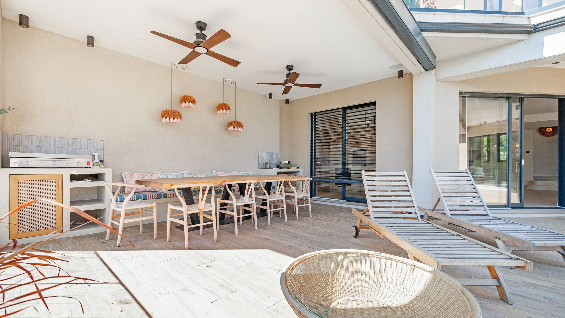 luxury villa 10 Rooms for sale on STE MAXIME (83120)