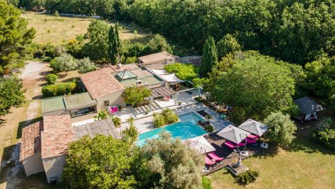 Sale Luxury house Aix-en-Provence 10 Rooms 320 m²