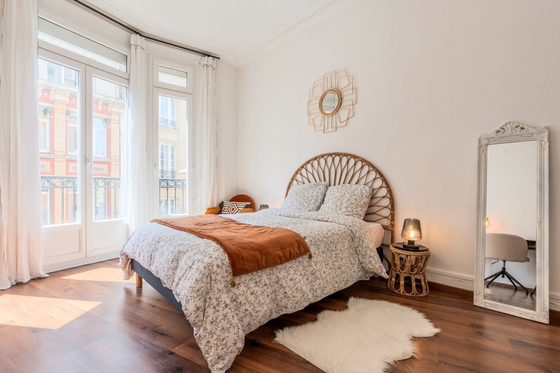 luxury apartment 4 Rooms for sale on LILLE (59000)