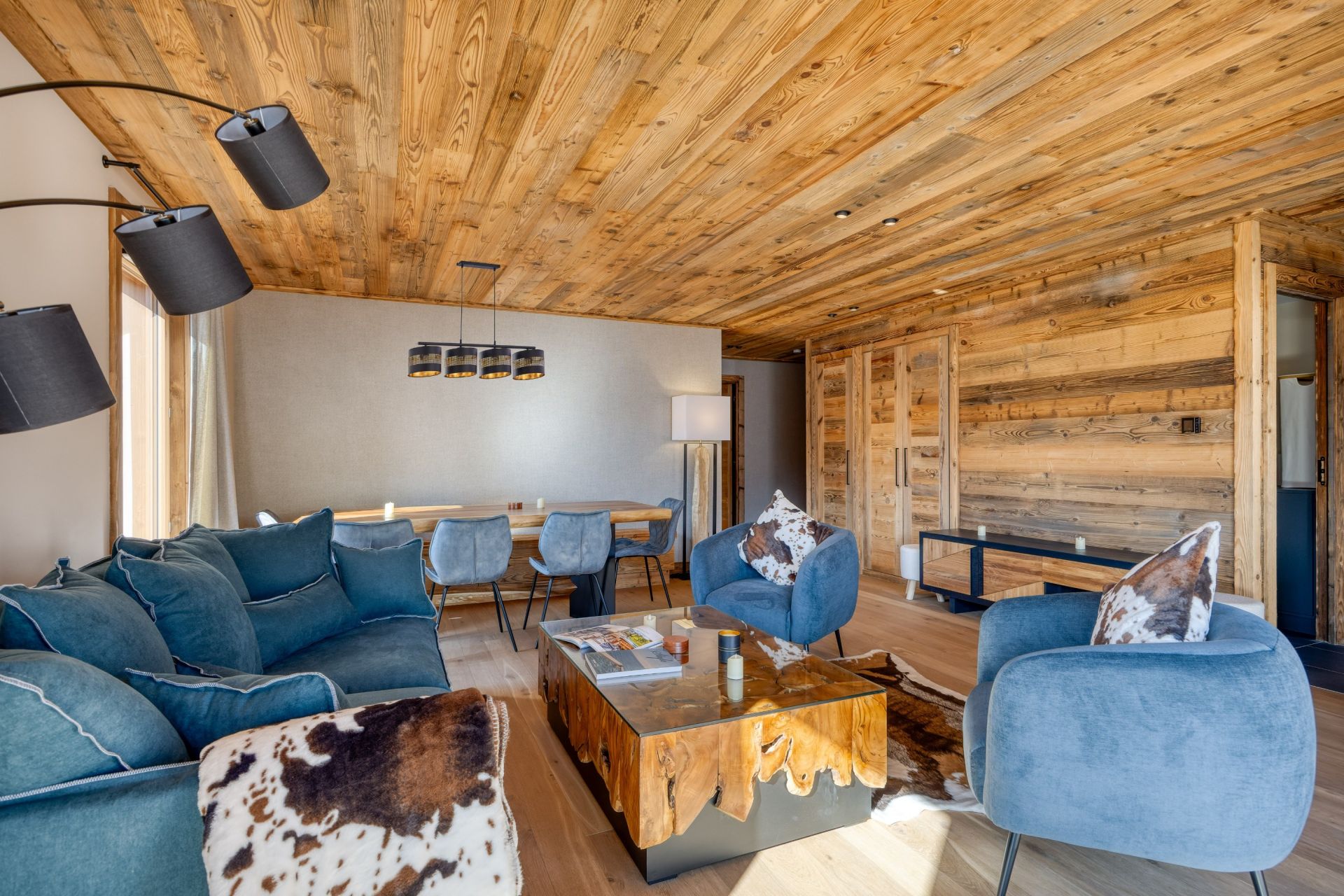 luxury apartment 4 Rooms for seasonal rent on MEGEVE (74120)