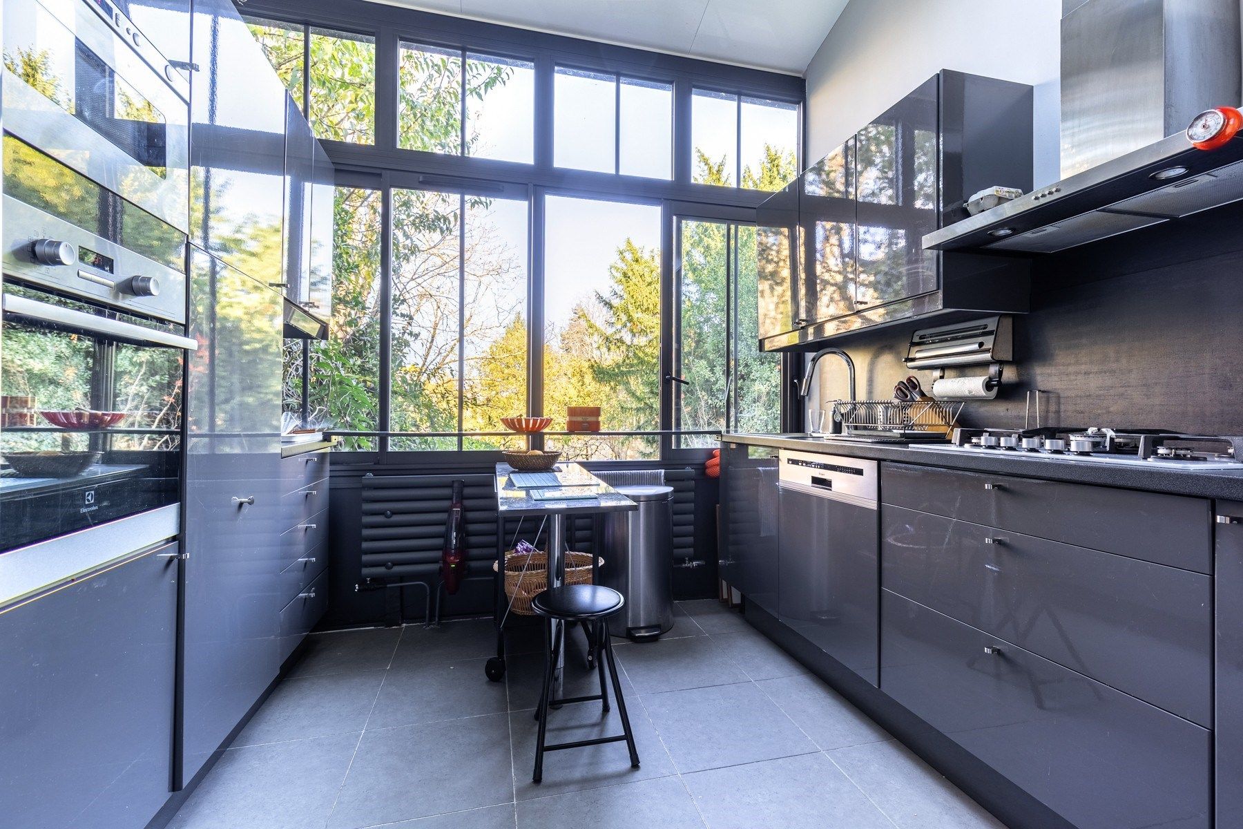 luxury apartment 3 Rooms for sale on BORDEAUX (33000)