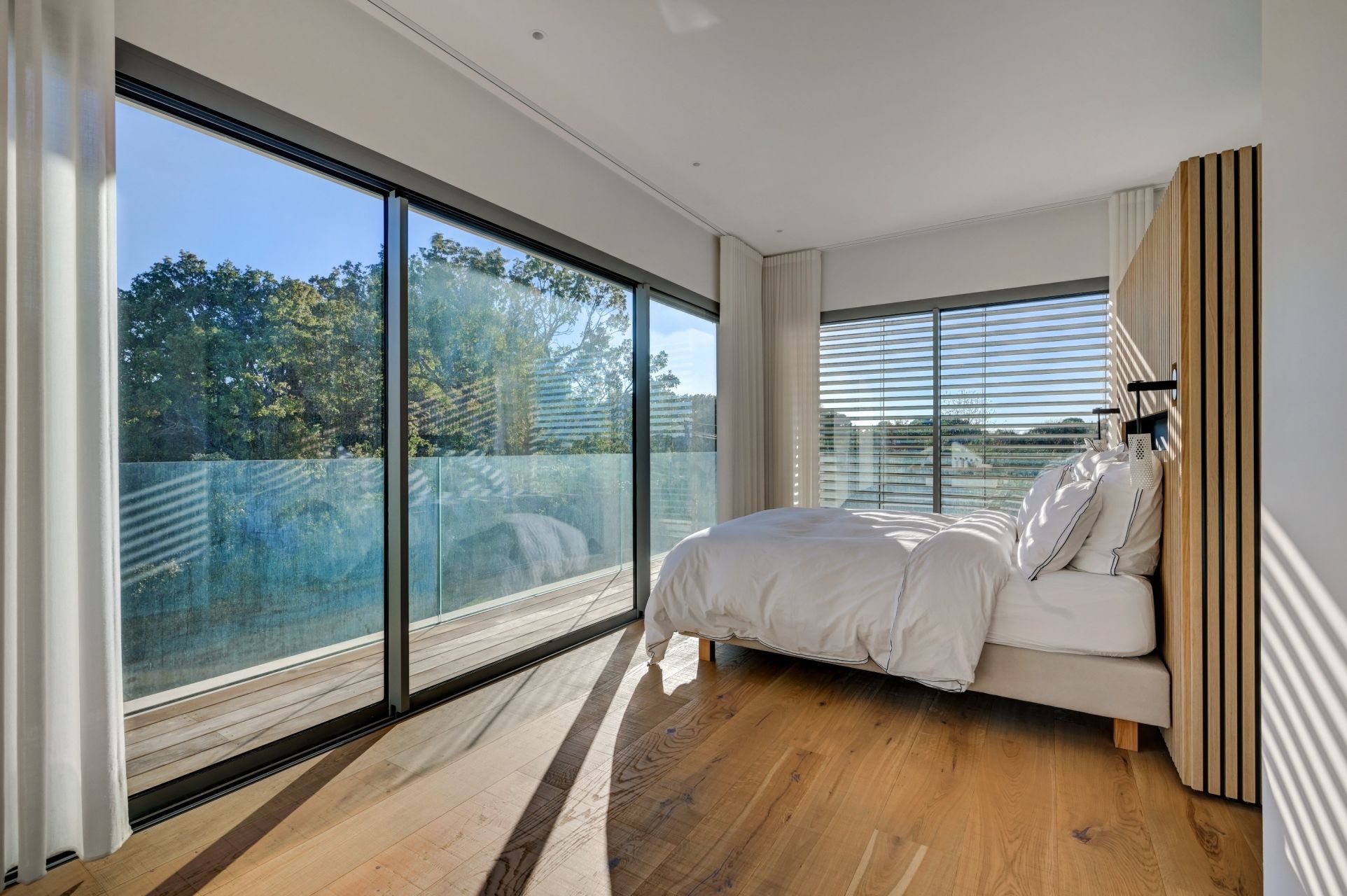 luxury house 8 Rooms for sale on AIX EN PROVENCE (13100)