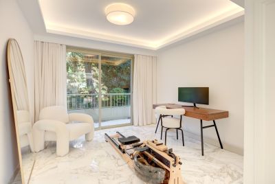 Sale Luxury apartment Le Cannet 4 Rooms 88 m²