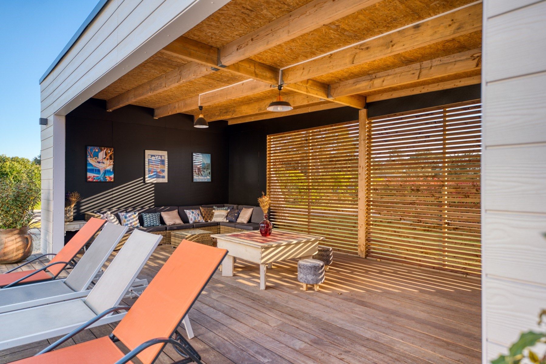luxury villa 7 Rooms for sale on ST PALAIS SUR MER (17420)