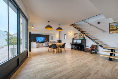 Sale Luxury villa Saint-Palais-sur-Mer 7 Rooms 263 m²