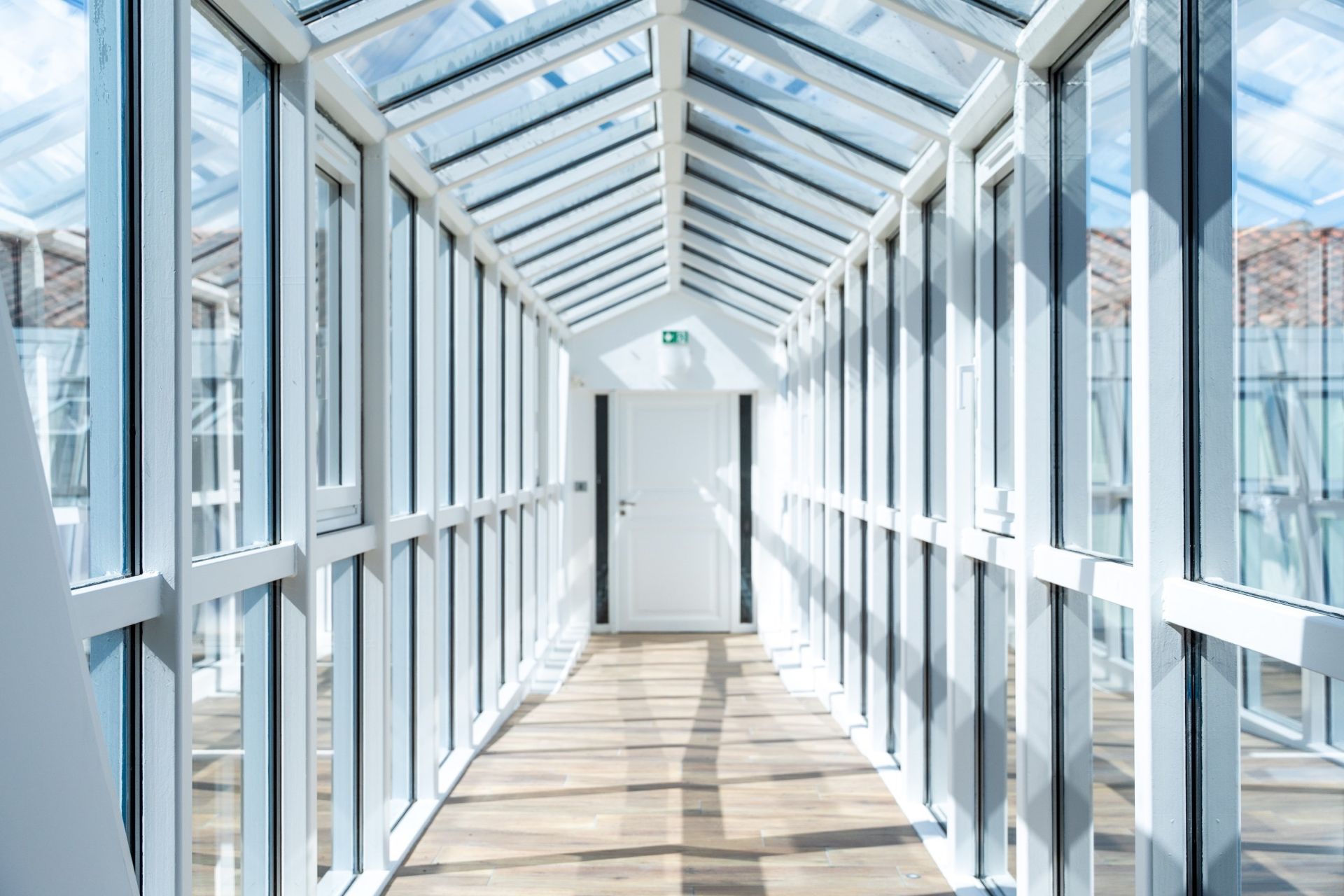 luxury apartment 4 Rooms for sale on LA ROCHELLE (17000)