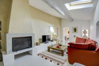 Sale Luxury house Aix-en-Provence 6 Rooms 160 m²