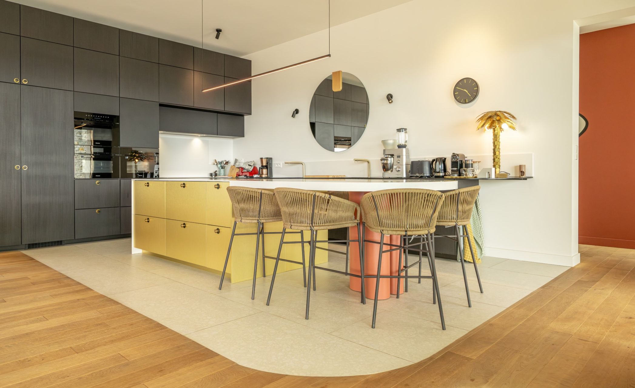 luxury villa 6 Rooms for seasonal rent on PORTO VECCHIO (20137)