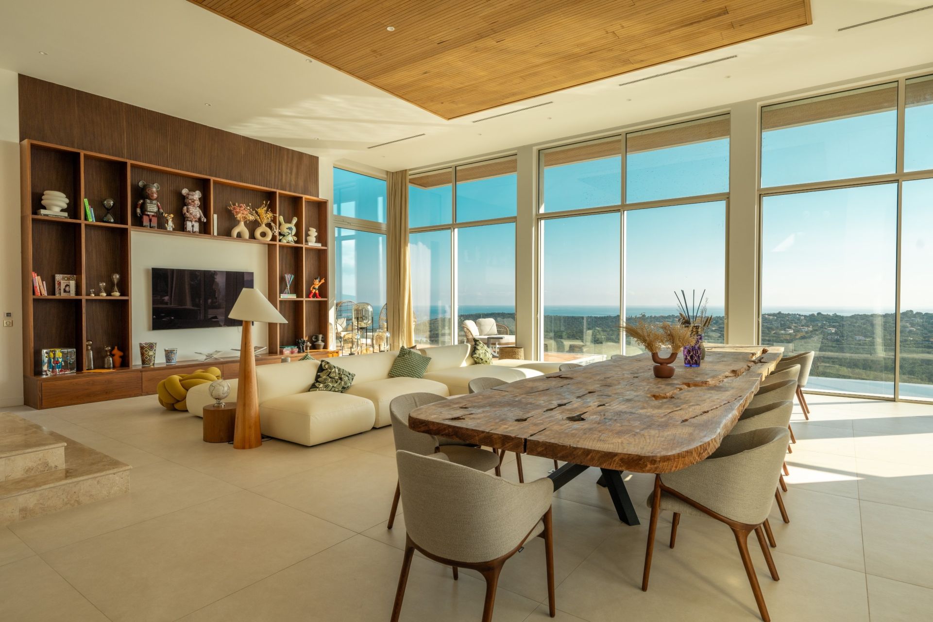 luxury villa 10 Rooms for seasonal rent on STE LUCIE DE PORTO VECCHIO (20144)