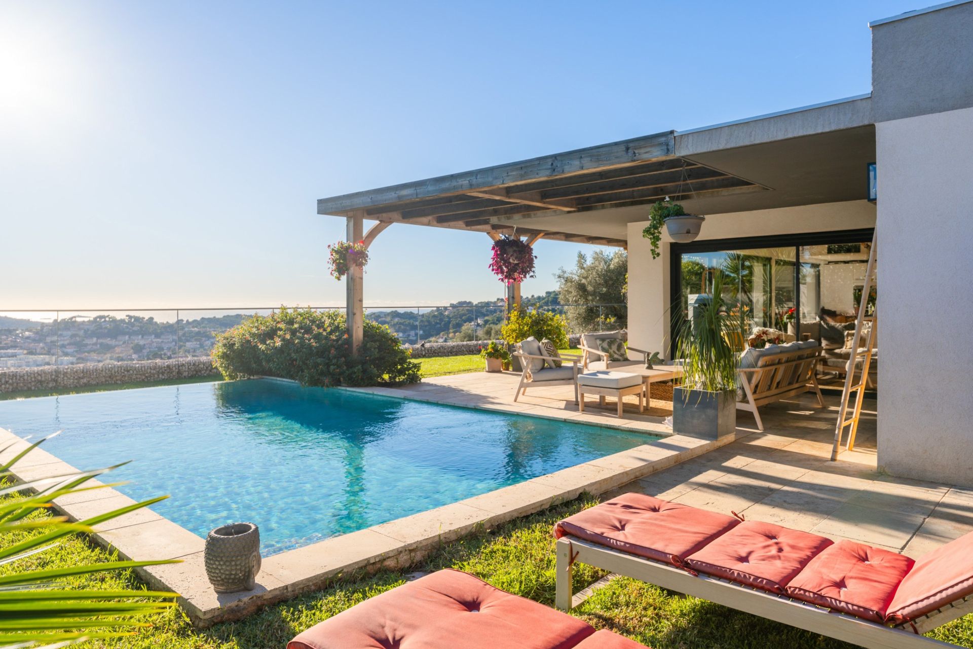 maison de luxe 6 Pièces en vente sur OLLIOULES (83190)