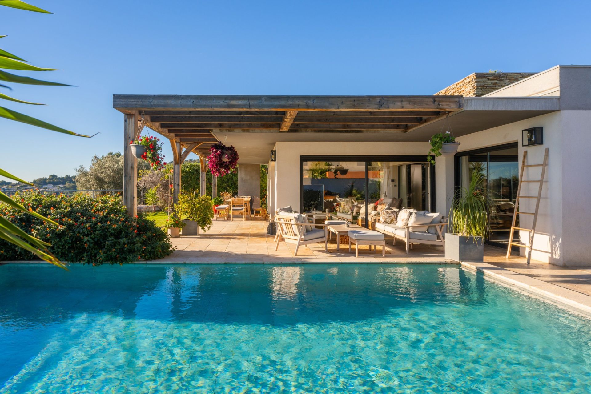 maison de luxe 6 Pièces en vente sur OLLIOULES (83190)