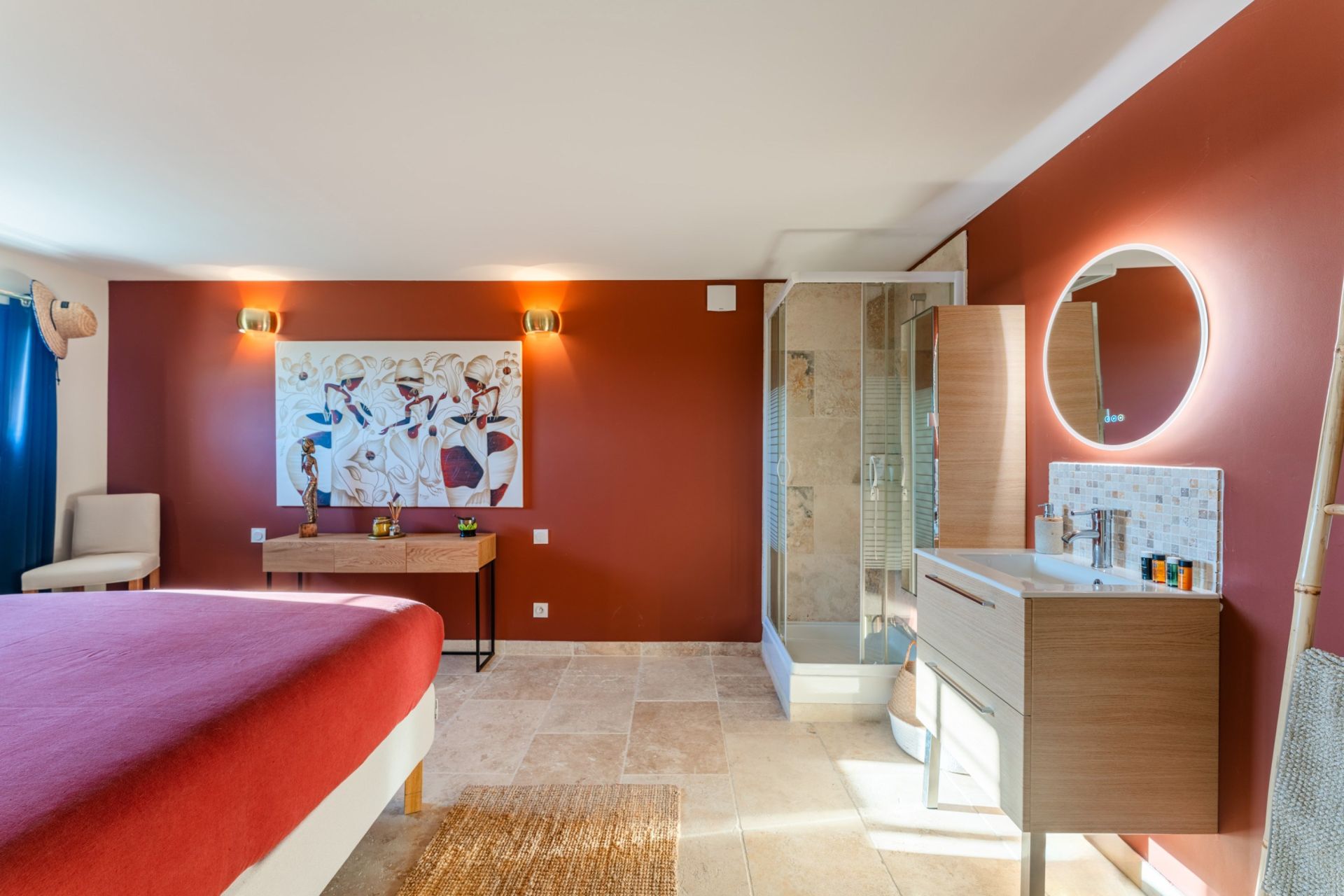 luxury house 6 Rooms for sale on OLLIOULES (83190)