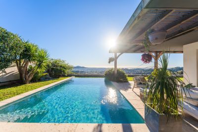 Sale Luxury house Ollioules 6 Rooms 135 m²