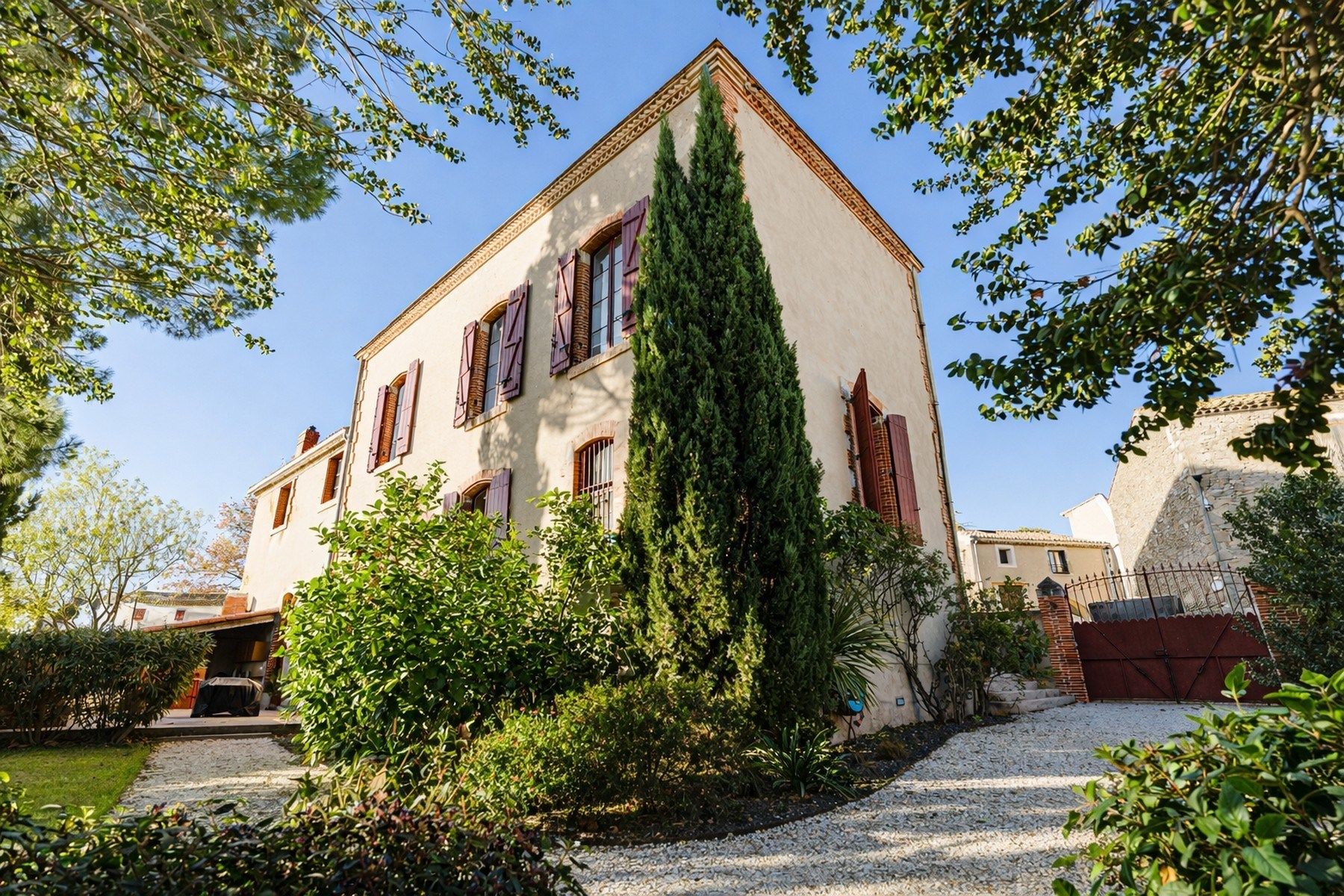 maison de luxe 11 Pièces en vente sur FONTCOUVERTE (11700)