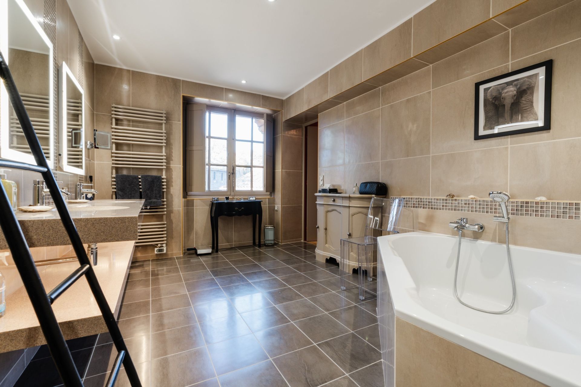 maison de luxe 11 Pièces en vente sur FONTCOUVERTE (11700)
