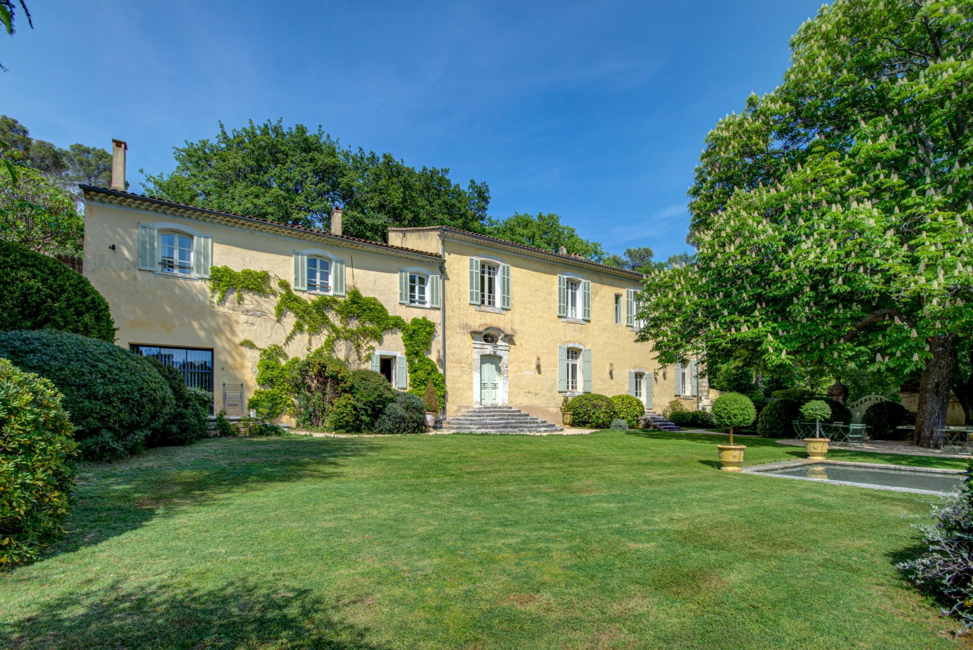 bastide 12 Pièces en vente sur AIX EN PROVENCE (13100)