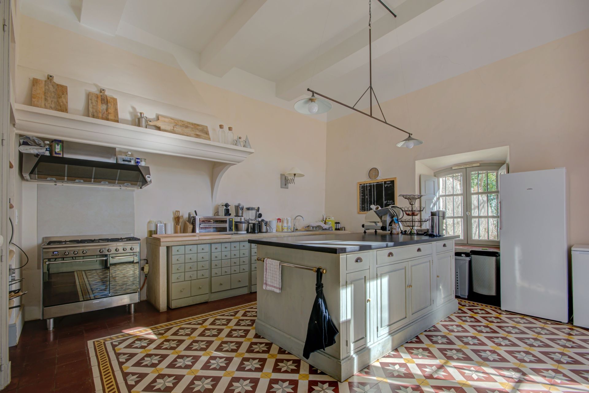 bastide 12 Pièces en vente sur AIX EN PROVENCE (13100)