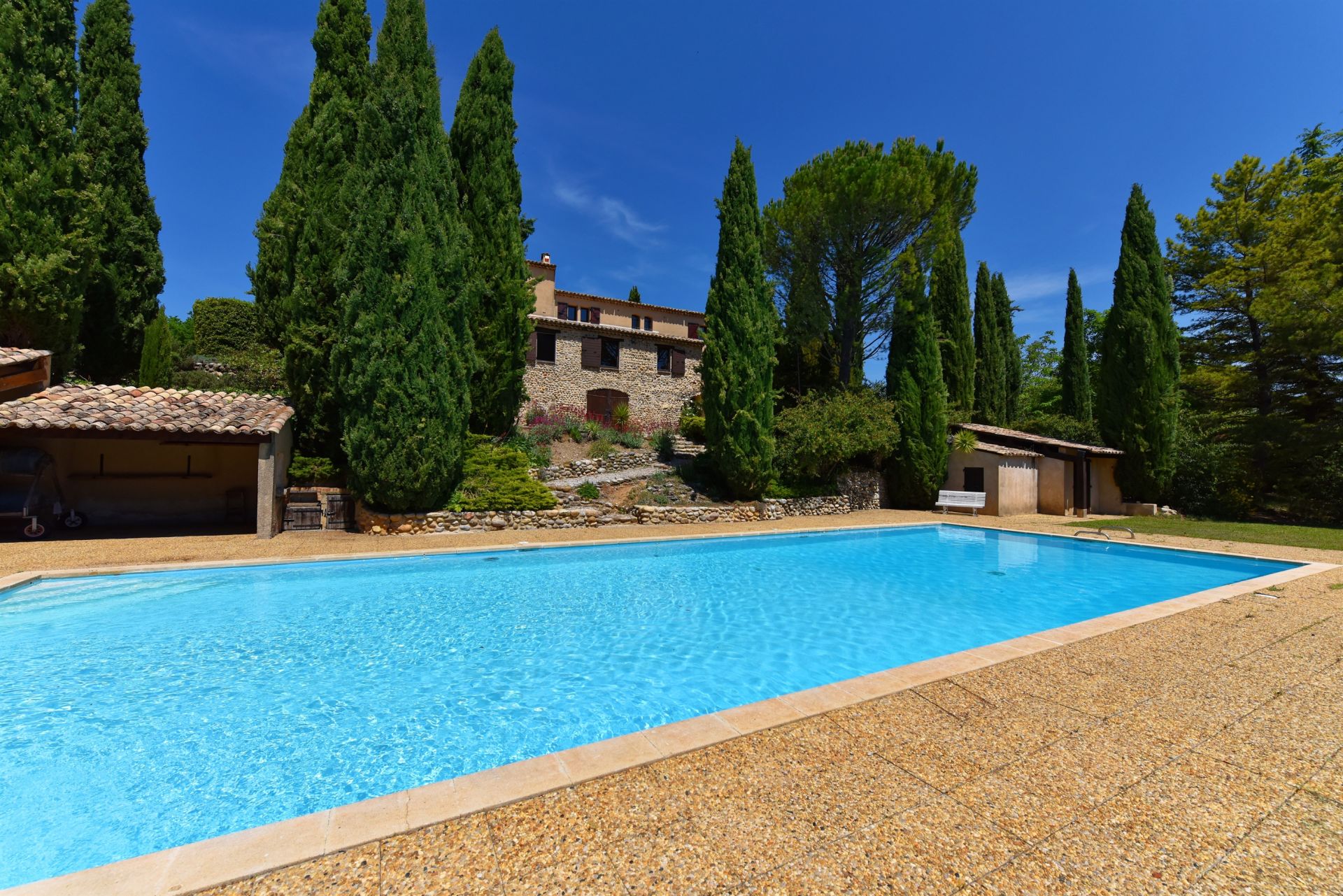 maison de luxe 18 Pièces en vente sur ORAISON (04700)