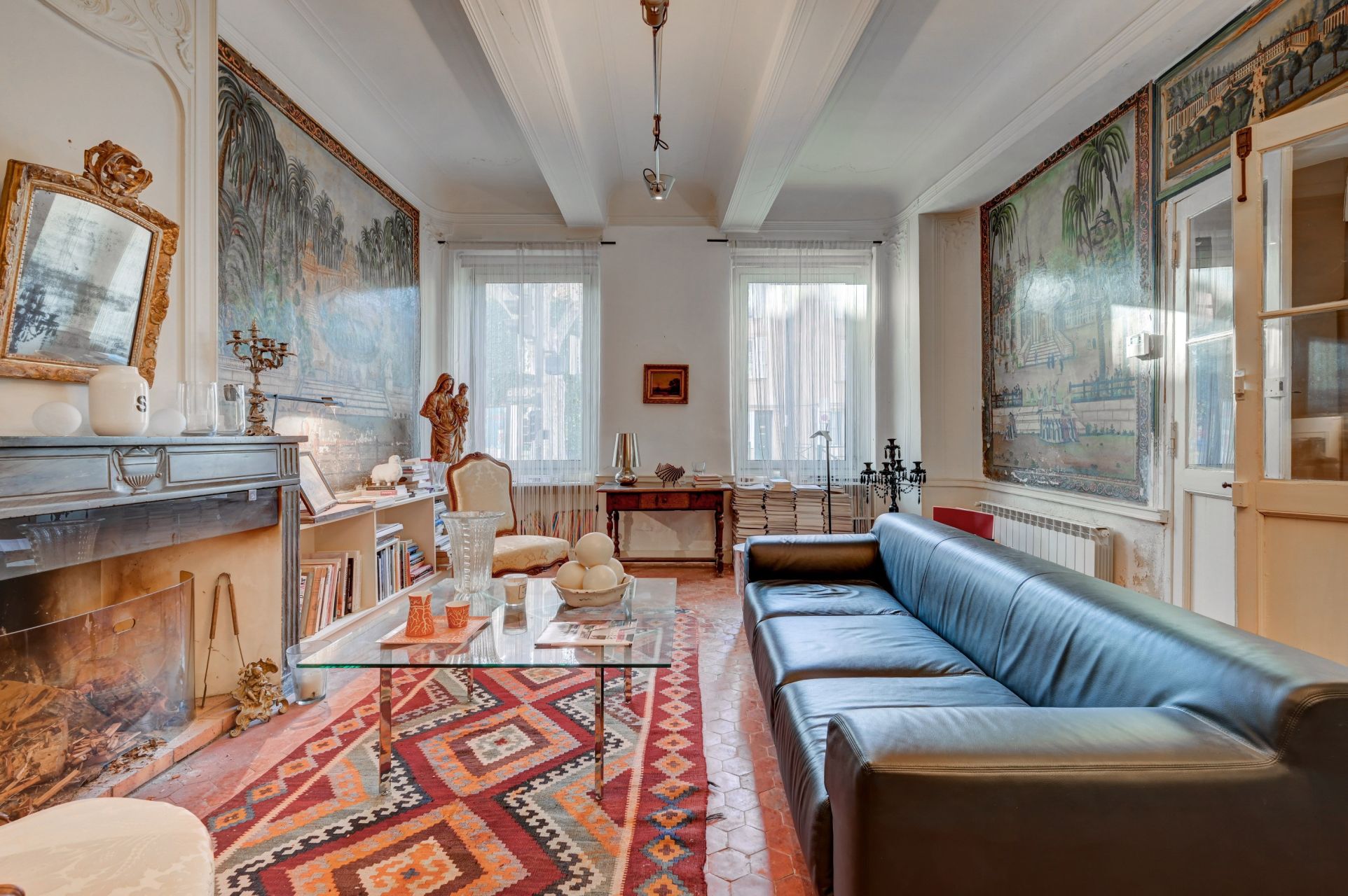 luxury house 10 Rooms for sale on AIX EN PROVENCE (13100)