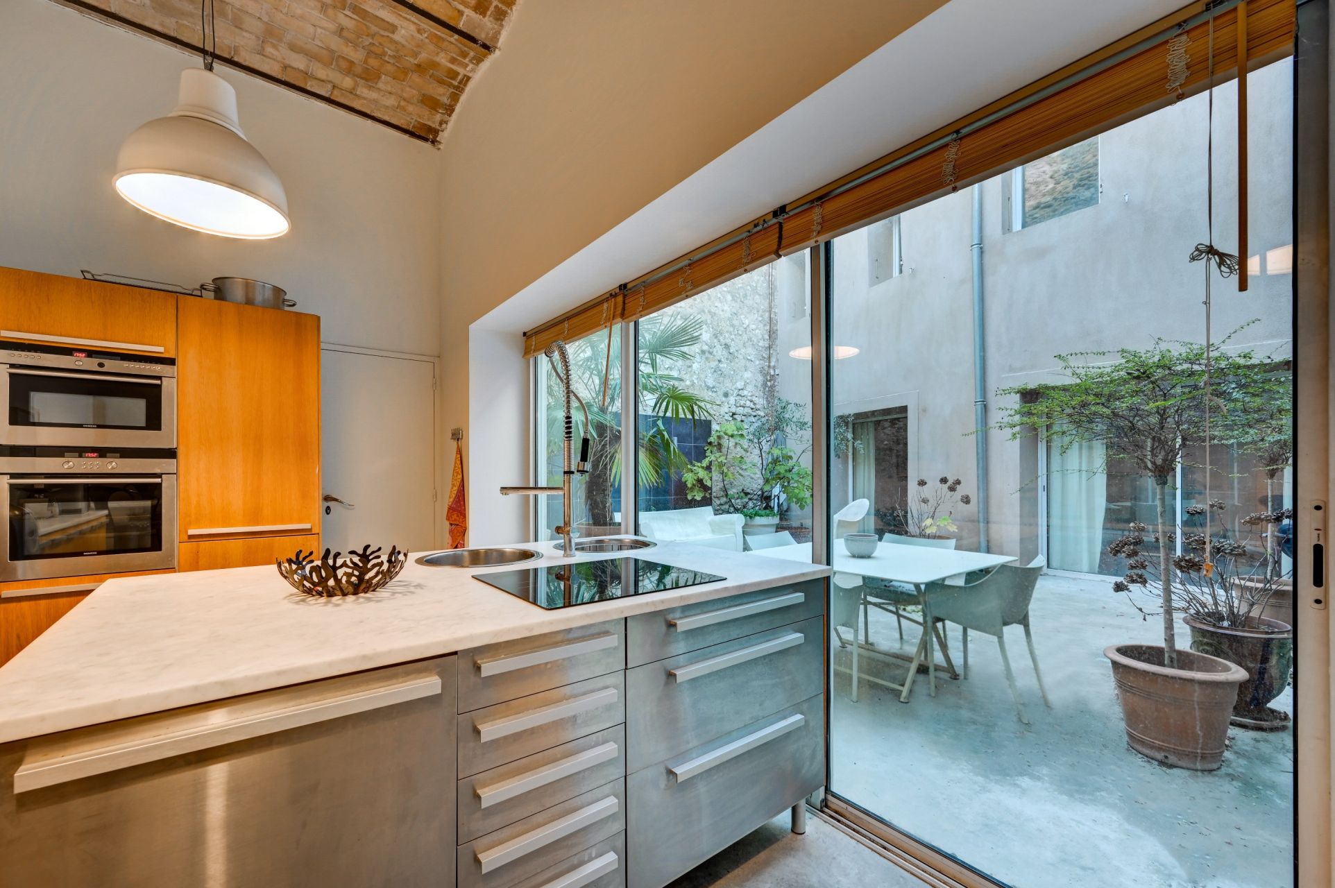 luxury house 10 Rooms for sale on AIX EN PROVENCE (13100)