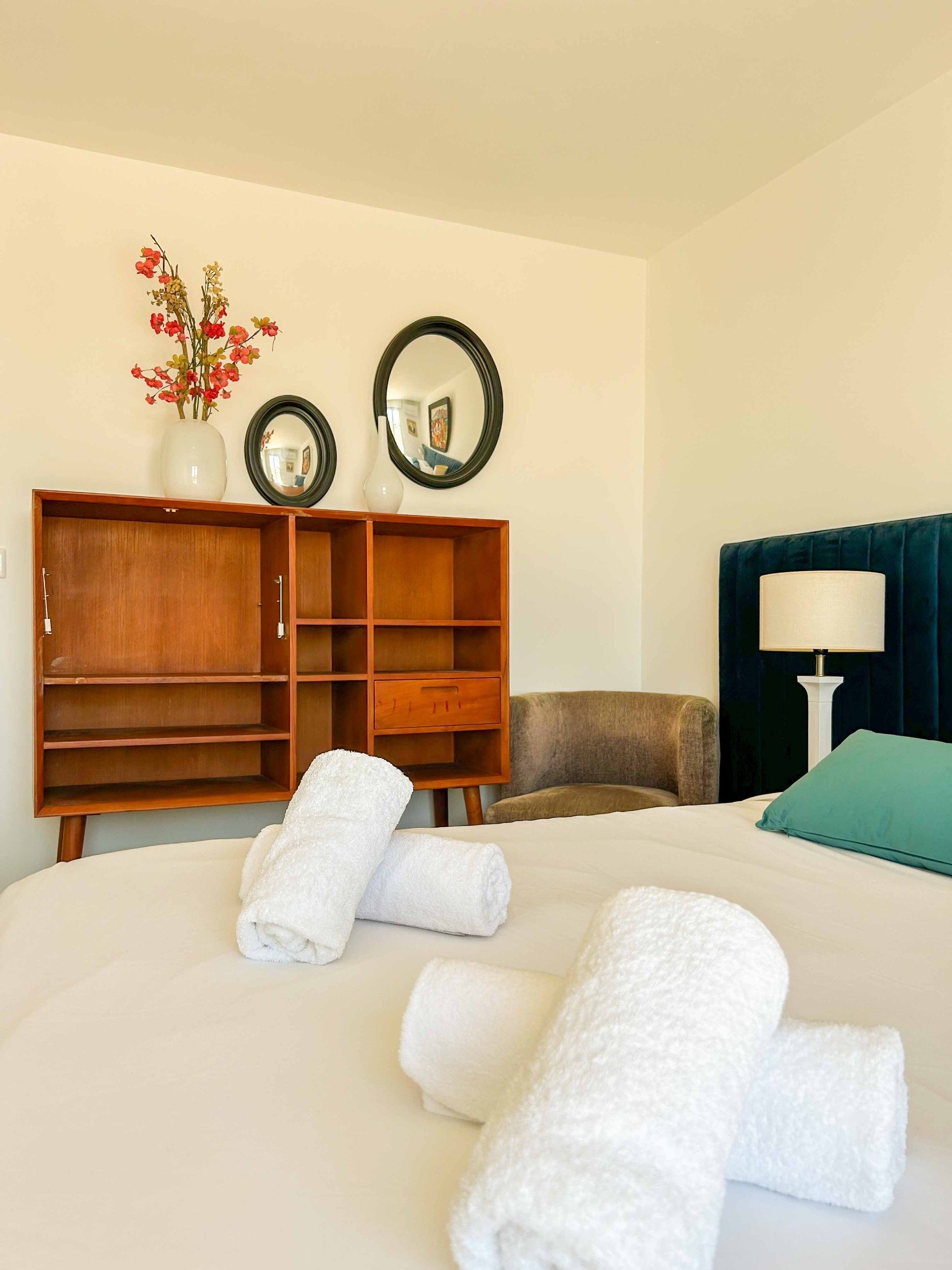 architect's house 9 Rooms for seasonal rent on SANARY SUR MER (83110)