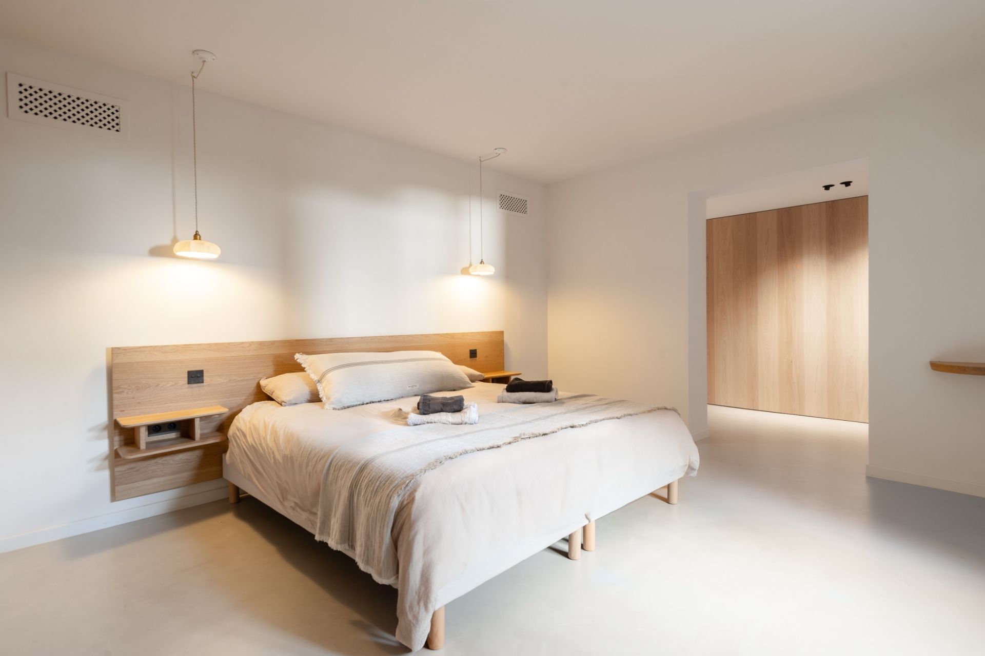 maison de luxe 6 Pièces en location saisonnière sur BORMES LES MIMOSAS (83230)