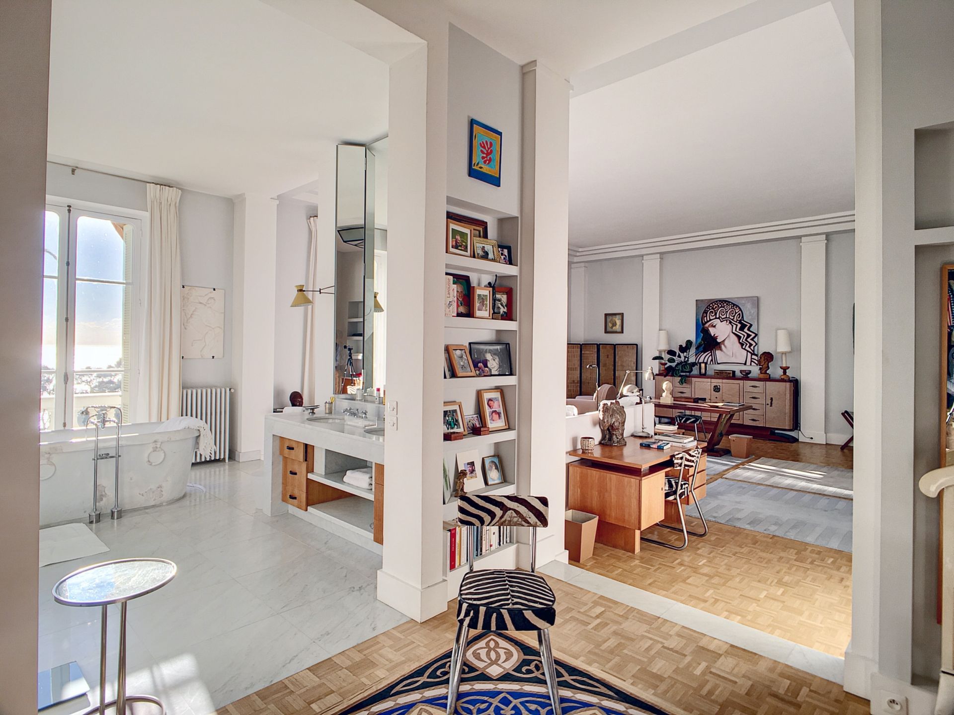 château 28 Pièces en location saisonnière sur LE PRADET (83220)