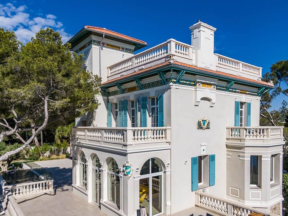 mansion 6 Rooms for seasonal rent on LA SEYNE SUR MER (83500)
