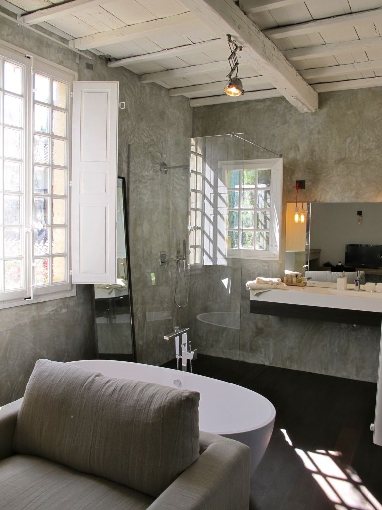 castle 15 Rooms for sale on UZES (30700)