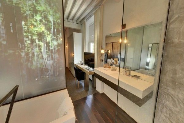 castle 15 Rooms for sale on UZES (30700)